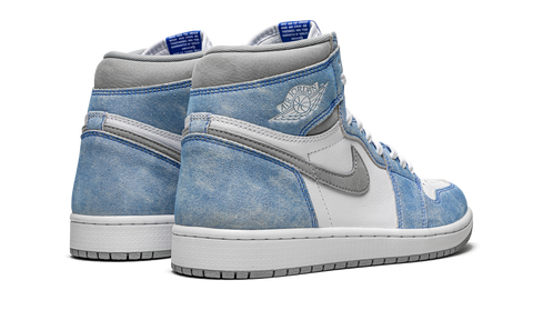 Air Jordan 1 High Hyper Royal