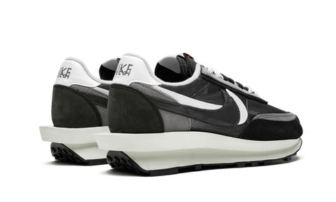 Nike Waffle Sacai Black