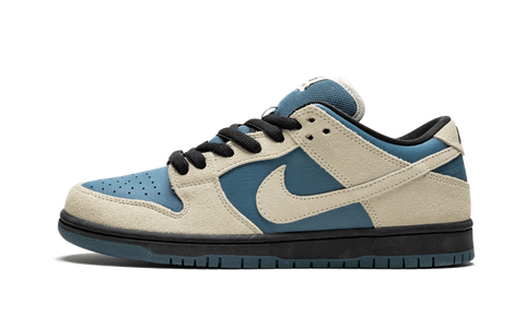 Nike Dunk SB Low Light Cream Thunderstorm