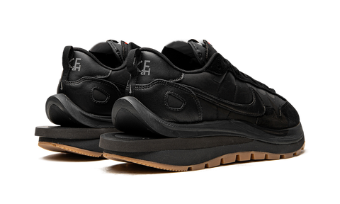 Nike Vaporwaffle Sacai Black Gum