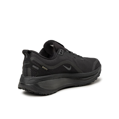 Nike	Vomero 18 *Gore-Tex*