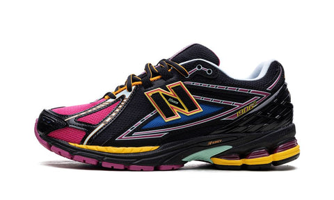 New Balance 1906R "Black/Pink"