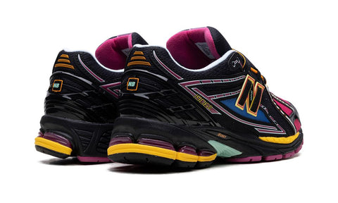 New Balance 1906R "Black/Pink"