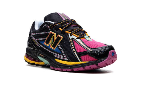 New Balance 1906R "Black/Pink"