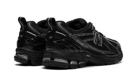 New Balance 1906R "Black/Silver