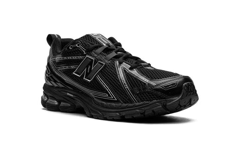 New Balance 1906R "Black/Silver