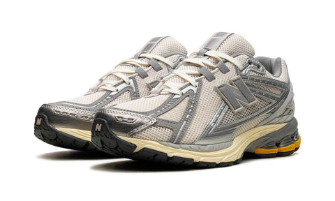 New Balance 1906R "Metallic Silver Yellow"