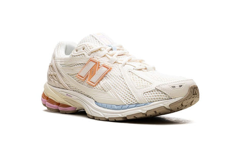New Balance 1906R "Pink Sugar"
