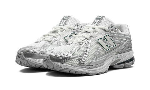 New Balance 1906R "SILVER METALLIC"