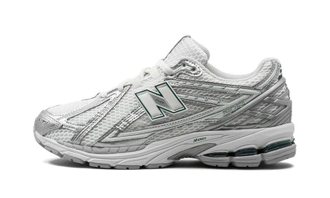 New Balance 1906R "SILVER METALLIC"