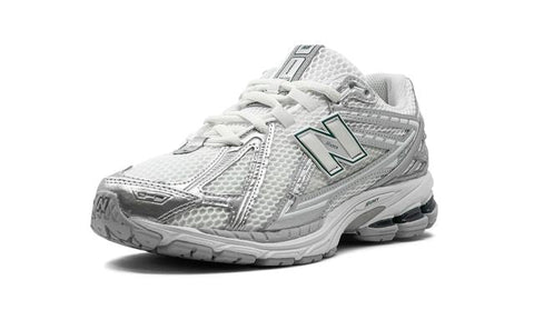 New Balance 1906R "SILVER METALLIC"