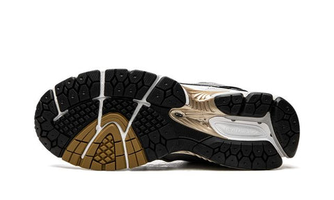 New Balance 1906R  "White / Gold"