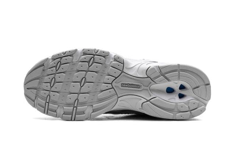 New Balance 530 Moonbeam Silver Metallic