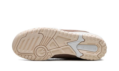 New Balance 550 Mushroom
