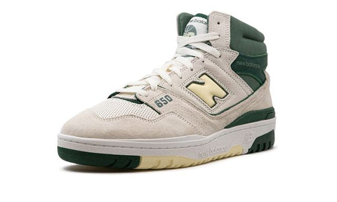 New Balance 650R Sea Salt Nightwatch Green