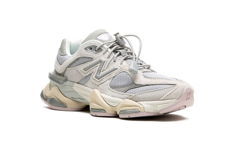 New Balance 9060 Grey Lilac