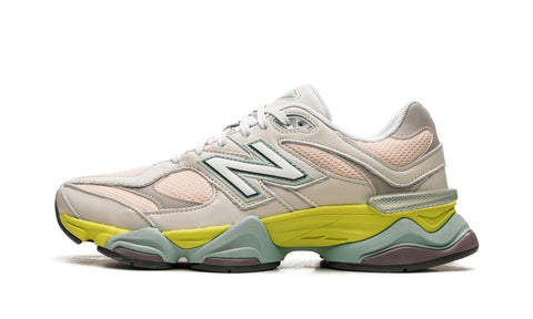 New Balance 9060 Moonbeam