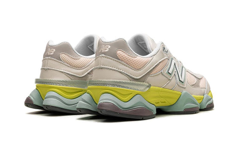 New Balance 9060 Moonbeam