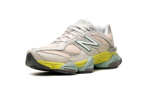 New Balance 9060 Moonbeam