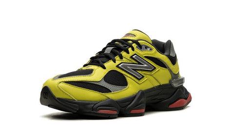 New Balance 9060 Tea Tree