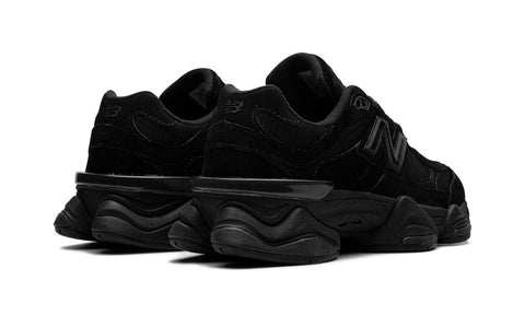 New Balance 9060 Triple Black