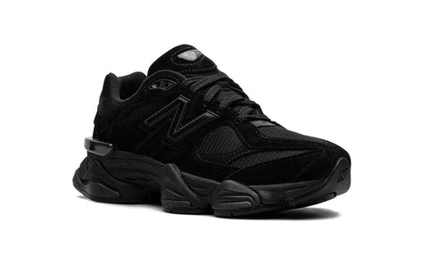 New Balance 9060 Triple Black
