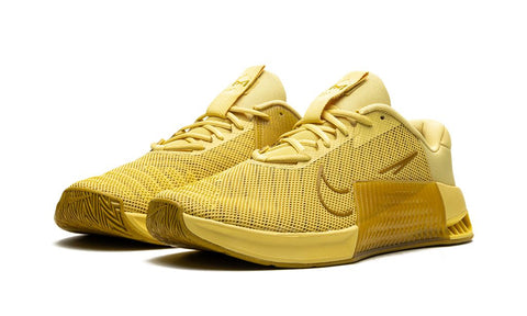 Nike Metcon 9 Saturn Gold