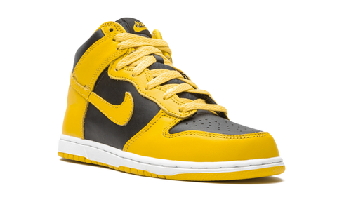 Nike Dunk High Varsity Maize